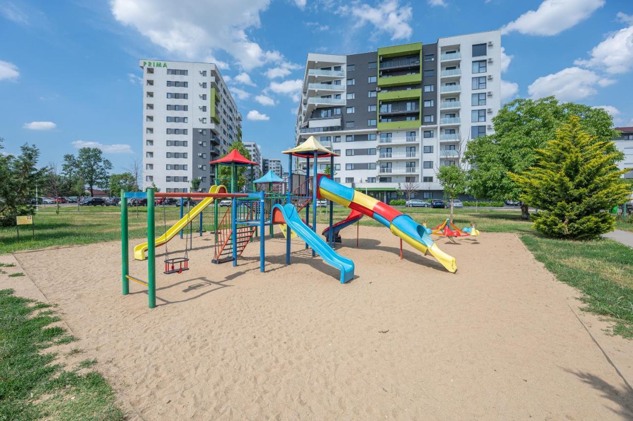 Апартаменти Lilla Flats Орадя Екстер'єр фото